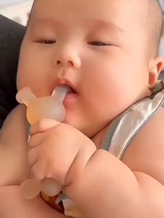 蓓兜耙耳朵兔兔牙胶婴儿磨牙棒宝宝咬胶口欲期硅胶玩具防吃手神器#婴儿 #磨牙棒 #宝宝咬胶 #兔兔牙胶