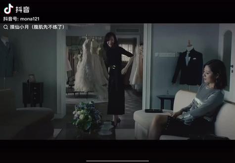 Scarlet,什么才是真正的自由?
真正的自由,是不会寄托在别人身上的。人生每一步重要的选择,都不能被别人拖后腿,哪怕是你的恋人。