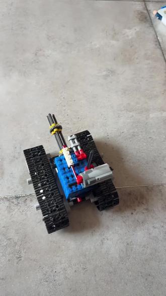 #乐高 #乐高积木#创意拼搭,小孩哥的想象力是不容忽视的。