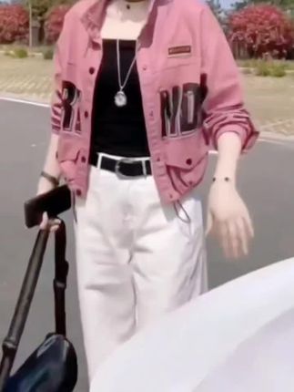 短款牛仔外套女2025秋季新款时尚洋气减龄百搭设计感字母网红上衣