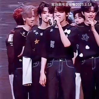 #左邓 2025合集❤️“转身离开,你有话说不出来~”
#时代峰峻 #TF家族