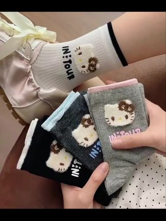 kt猫袜子女韩版甜美可爱卡通日系学生中筒袜ins字母堆堆袜TL#中筒袜 #哎呦喂你袜子真好看 #甜妹穿搭 #爱了爱了 #潮袜推荐