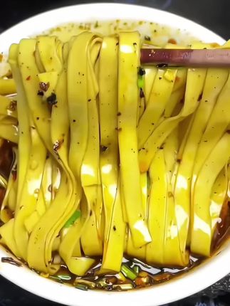 正宗贵州高山苦荞麦,苦荞含量80%,不添加白面粉,低脂肪,怕糖怕胖,爱吃粗粮的朋友不要错过!#谁懂这一口的好吃程度 #贵州特产 #荞麦面条 #苦荞面 #挂面