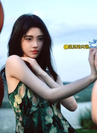 天会晴雨会停 没有什么事是不能坚持下去的#文本朗读 #鞠婧祎 #fyp #鞠婧祎露芜衣 #鞠婧祎阿黛@抖音热点