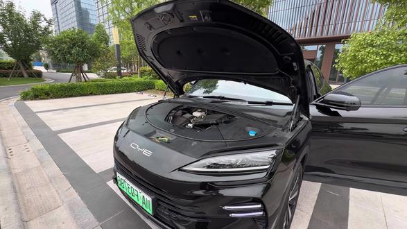 比亚迪怎么更换空气滤芯和空调滤芯,一个视频教会大家,全程无广,放心观看#比亚迪#空调滤芯更换#空气滤芯更换教程 #汽车人共创计划 #用车知识