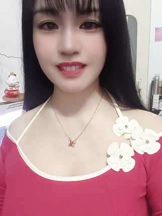 听雨声,闻茶香#女人味 #悠闲惬意