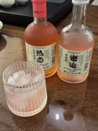 被小热恋种草后 我又又又回购了!#微醺时刻 #乳果那年 #果酒微醺