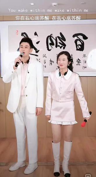 久违的甜甜圈来了#蔚鱼@小蔚总不忘初心III @小鱼儿🧜♀️ 星城