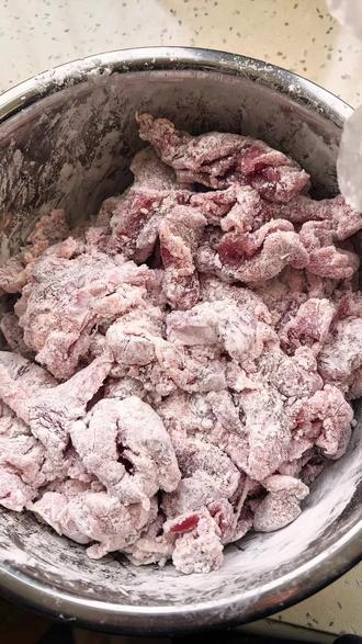 做了锅包肉和溜肉段寄给我的高中同学和堂妹#真实生活分享计划 #伙伴计划 #创作者扶持计划 #东北菜 #锅包肉