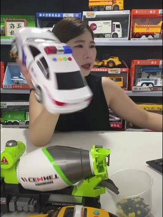 六一儿童节礼物好玩玩具林达救护车故事儿歌益智早教滑行生日3-6