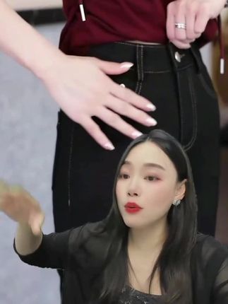 中秋 I抖音 旗舰)微喇牛仔 裤女春秋2025新款气质百搭 显瘦裤子弹力垂感休闲裤喇叭裤#宜春谁好看?#谁穿谁好看?