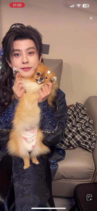 1216 樰姐来了直播。帅气又可爱的小铭同学杀青快乐!#刘润铭 #短剧 #短剧推荐 #你是凭实力刷到的