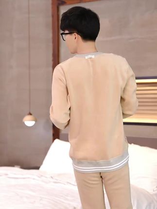 #强烈推荐 “注意看!降温季给娃选保暖套装,就认准这一款!专门为青少年设计,解决所有穿衣烦恼!#男生穿搭#潮流穿搭#青少年保暖套装#保暖套装