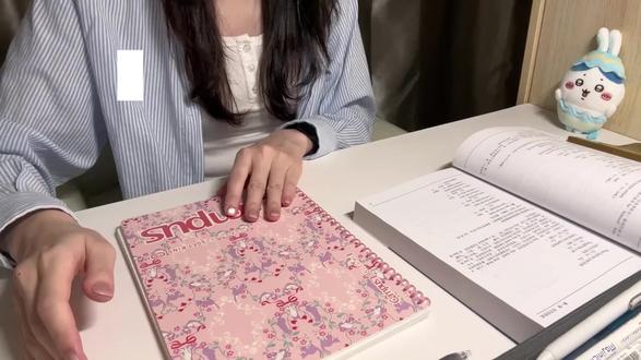 姐当年就是这样拼命拿下大英赛一等奖的!
#大英赛#全国大学生英语竞赛#知识分享#打破信息差#大一寒假@DOU+小助手 @抖音小助手 @抖音创作灵感 @抖音创作者大会