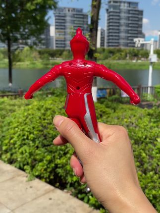 可以旋转的奥特曼好炫酷呀#赛罗奥特曼 #旋转奥特曼 #迪迦奥特曼 #儿童玩具 #玩个很新的东西