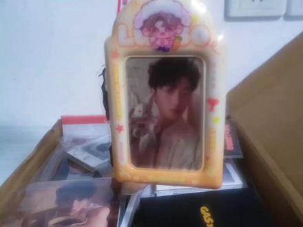 喜悦X萝卜首刊GAS拆箱vlog,来自我的拆箱碎碎念来啦@X-🥕萝卜🥕(喜悦)@喜悦-X #拆箱视频 #拆箱 #喜悦X萝卜 #喜悦男团 #vlog