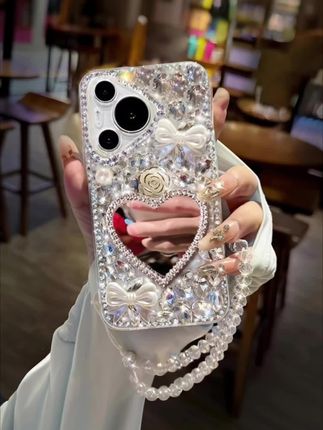 #创作灵感 哪个女孩子拒绝得了bling bling✨✨钻钻还带补妆镜的壳壳呢?#这个手机壳真的长在我心巴上了 #仙女必备 #强烈推荐 #华为pura70手机壳
