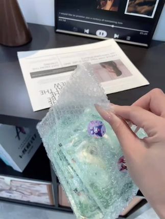 这个卸妆湿巾也太懂女生了吧!植物萃取很温和 关键卸得贼干净!一次一包很方便!#卸妆 #卸妆湿巾 #卸妆湿巾温和不刺激 #独立包装