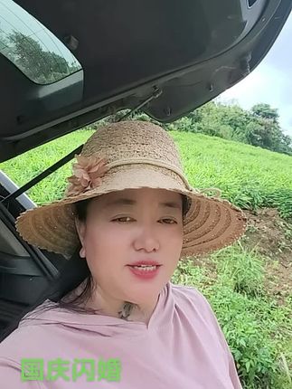 荣华富贵,不过是过眼烟云,平淡的日子,才更真实、更长久,一个人活得是否幸福,过得是否快乐,并非由财富的多少来决定,而是要看他能否拥有平和的心态,拥有轻松愉悦的心情。