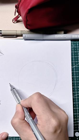 动漫头像怎么画👀
#动漫绘画教程 #创作者中心 #创作灵感 #美术线上课#动漫头像