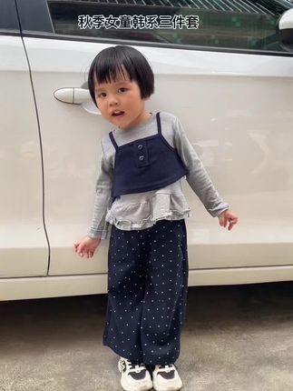 #早秋通勤出游穿搭一起拿捏 好韩的森系风三件套,整个配色高级又洋气!设计感十足,舒服方便超适合上学穿! #秋天变时髦就从韩系穿搭开始 #被秋日氛围感穿搭拿捏了#早秋不费力显贵穿搭#女童穿搭萌娃穿搭