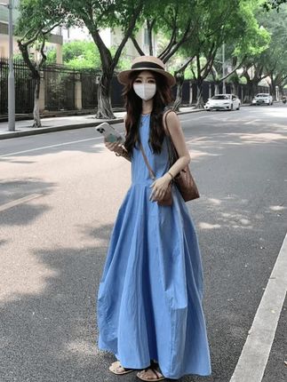 法式度假风气质连衣裙女夏季新款宽松设计感无袖背心大摆裙小个子