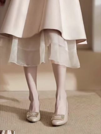 #时尚美鞋 #时尚高跟鞋 #时尚感穿搭 #穿出高级感 #新款女鞋