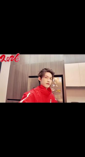 啊啊啊啊啊啊啊啊啊,过年了过年了,提前吃上年夜饭啦#生活仪式感 #上热搜 #绝配 #过年了过年了 #过年炫车技赢福气