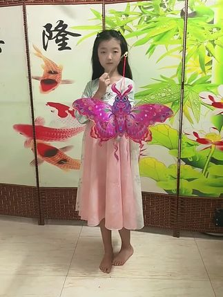 中秋节送小朋友的礼物,孩子可开心了#灯笼 #手工灯笼 #中秋节 #手工diy #中秋节手工灯笼