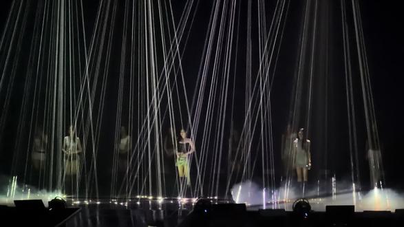 ioi十周年 是因为幸福所以才会一直想流眼泪吧#ioi #金世正 #somi #磪有情 #郑采妍