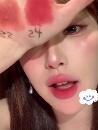 美晕了 橘朵你太会了。#橘朵 #唇粉霜 #闪闪惹人爱 #口红试色