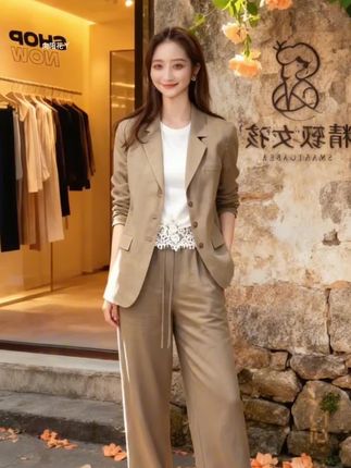 春秋季高级感茶系穿搭小个子小香风韩系小西装外套阔腿裤两件套潮#套装#高级感穿搭 #休闲减龄穿搭 #韩系穿搭 #穿搭