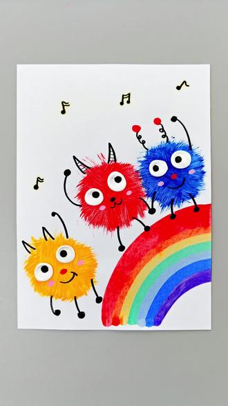 用颜料和牙刷,画可爱的小怪兽。#怪兽简笔画 #儿童画 #儿童创意美术