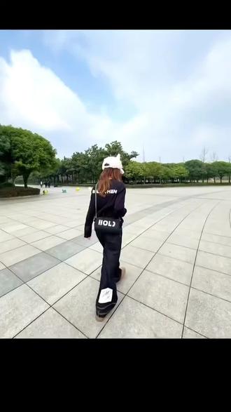 MAX ME倒装马毛【马到成功】冈山原牛盎司原色洗水做旧牛仔裤长裤