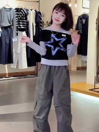 女童秋季套装2025新款韩版假两件上衣儿童中大童春秋工装裤两件套#中大童搭配 #女童穿搭 #爆款热卖中 #生女儿就是用来打扮的 #高品质童装
