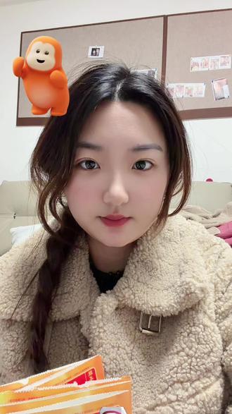 今天买了五个蜜雪冰城的冰箱贴盲盒,走路上忍不住全拆了,拆开一个比一个激动,没想到一次性全中,五个没有一个重复的,今天也太幸运了吧!加录一个视频#日常分享 #蜜雪冰城盲盒 #冰箱贴 #盲盒 #盲盒开箱