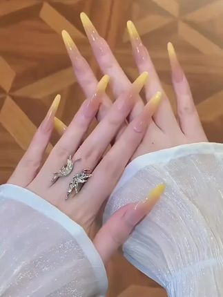 #美甲💅 #美甲分享 #显白美甲 #辣妹美甲 #超好看的美甲