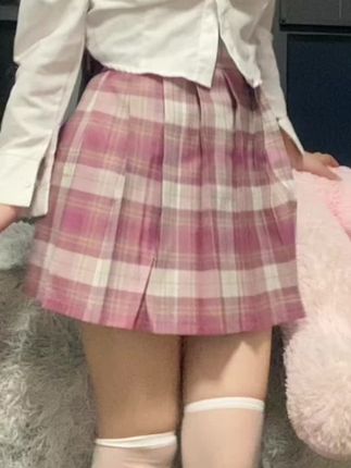 #创作灵感 生活还是很有意思的 每天都有新的打击 新的方向 新的开始#jk日常穿搭 #jk搭配 #jk袜 #jk制服