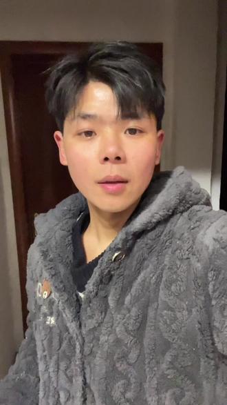 我以为真半夜睡不着呢#催婚