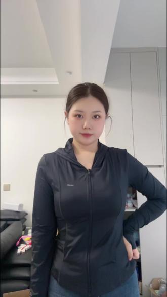 #Sinsin 超级显身材,该瘦的地方收,该大的地方显,还很显腿长,#防晒衣 #防晒服