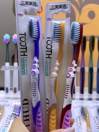 双十一屯货啦!三笑软毛牙刷家庭装一箱包邮到家才这个价?快来直播间看看吧!#无限回购的宝藏单品 #软毛牙刷 #工厂直发
