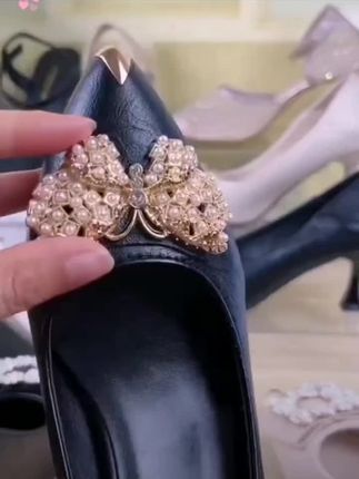 真软皮高跟鞋女细跟2025年春秋新款浅口不累脚舒适工作鞋女士皮鞋#鞋推荐 #女鞋 #真软皮高跟鞋 #浅口不累脚 #舒适百搭
