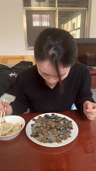 你们那里过年饺子里也放钢镚吗?#新年快乐 #水饺