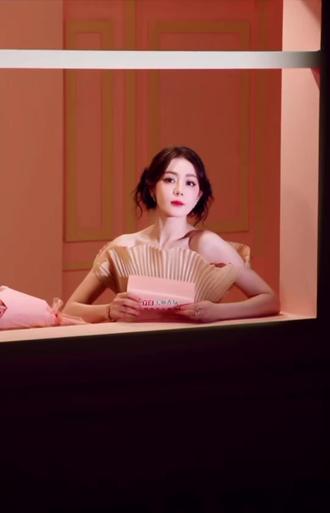 美之 萌之
预约白日提灯~#迪丽热巴#白日提灯#贺思慕