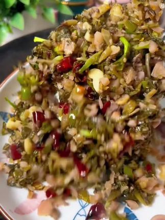 贵州小萝卜菜酸菜炒菜烧汤都特别好吃下饭#舌尖上的味道 #分享家乡美食 #开胃菜