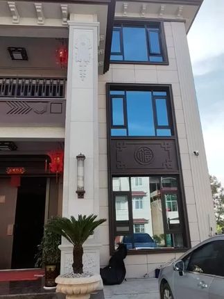 三层阶梯线条搭配简约梁托 简中式风格效果#建筑工地 #建筑工程 #房建施工 #简约别墅