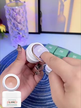 lda亮达遮瑕膏