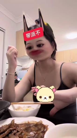 为什么意大利的蜗牛在吃披萨的时候会呼叫北极熊?
#吐槽#鹦鹉#小鸡#吃播