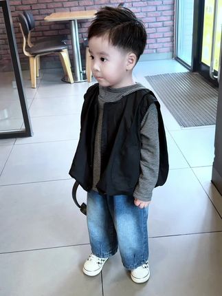 这段亲子关系里 陪他长大 大概是我做过最正确的决定 至于失去的自由 多年后 且看吧 都是养料. #宝妈情感共鸣 #高品质童装 #萌娃穿搭