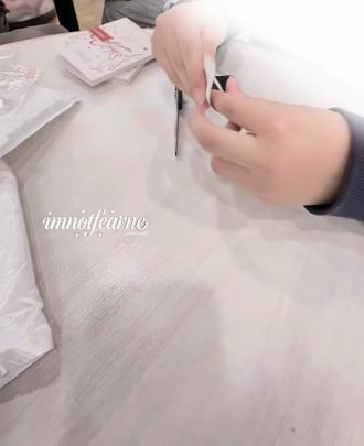 啊啊啊啊幸运的三月🥹素妈生的小奇文*2ㅠㅠ
#奇文 #左奇函 #杨博文 #荣耀卡包 #奇文双人卡